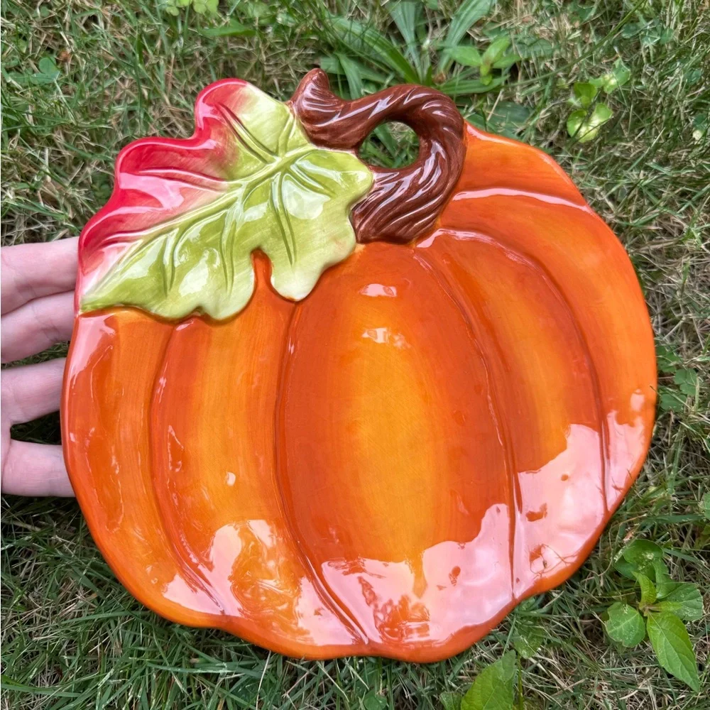 Pier 1 Imports Pumpkin Plate